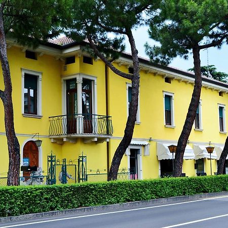 South Garda Suites Desenzano del Garda Exterior foto