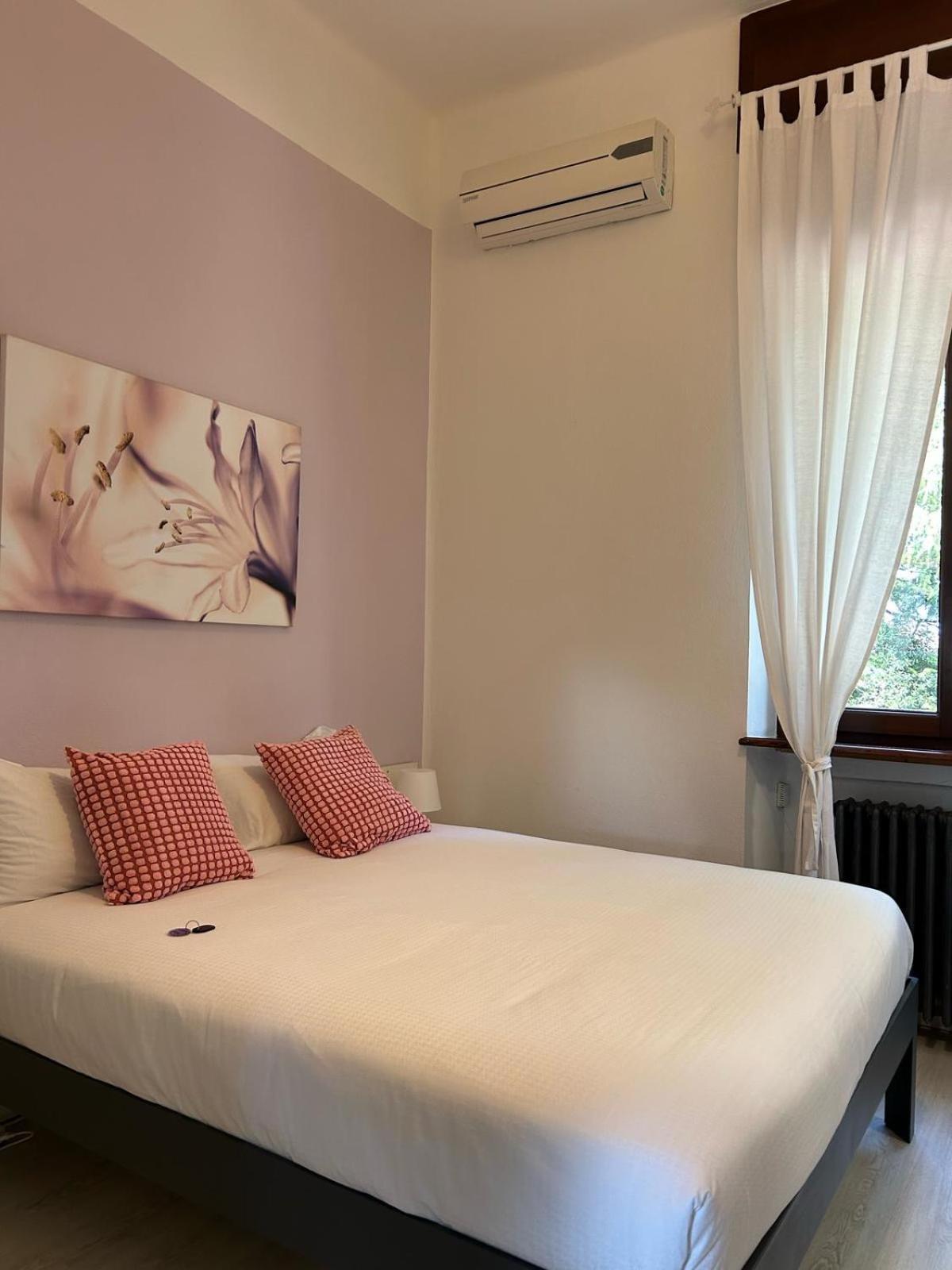 Hotel Casa Giulietta Desenzano del Garda Exterior foto